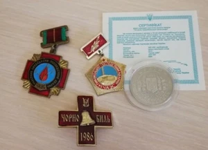 100% Original CHERNOBYL LIQUIDATOR Medal & USSR Union Nuclear Tragedy( 1986 ) - Picture 1 of 7