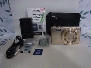 Nikon COOLPIX S7000, 16MP,20x,3.0in,Gold,Wi-fi, Excellent from JAPAN Nikon USED - Picture 1 of 24