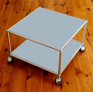 * USM Haller Beistelltisch TV Rack Tisch Mittelgrau Rollen Couchtisch 50x50x25 - Bild 1 von 1