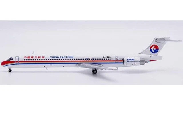 Avión JC Wings 1/400 MD-90 B-2265 China Eastern Airlines Foto 1 de 1