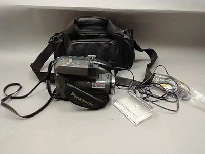 Panasonic Palmcorder Camcorder VHSC Needs Repair or For Parts - Image 1 of 4