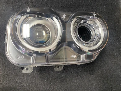 Dodge Challenger 2015-2022 derecho oculto (desapagado: 2022 Dodge Challenger T/A) Foto 1 de 4