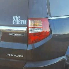 Isuzu Axiom, 2002, 2003, 2004, luz trasera derecha - pasajero Foto 1 de 4