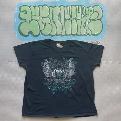 Camiseta De Colección Para Mujer Y2K Gótica XXL Gildan The Crush Cintas y Lazos Piedras Preciosas Foto 1 de 4