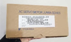 UNO NUOVO Servomotore Yaskawa SGMAH-A5AAA61D-OY - Foto 1 di 1