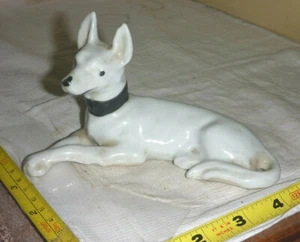 Vtg Porcelain DOG Figurine - JAPAN ~5½"L x 3"H x 2½"W - Picture 1 of 9