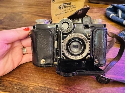 Zeiss ikon Super Nettel vintage de los años 30 Foto 1 de 4