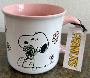 Peanuts Snoopy & Blumen weiß & rosa 21 Unzen Becher Neu mit Etikett! - Bild 1 von 5