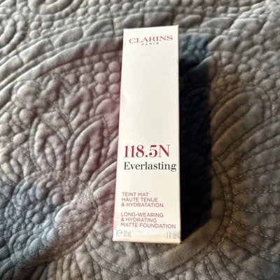 Clarins Everlasting Long Wearing & Hydrating Fluid Foundation 118.5N  NIB - Image 1 of 4