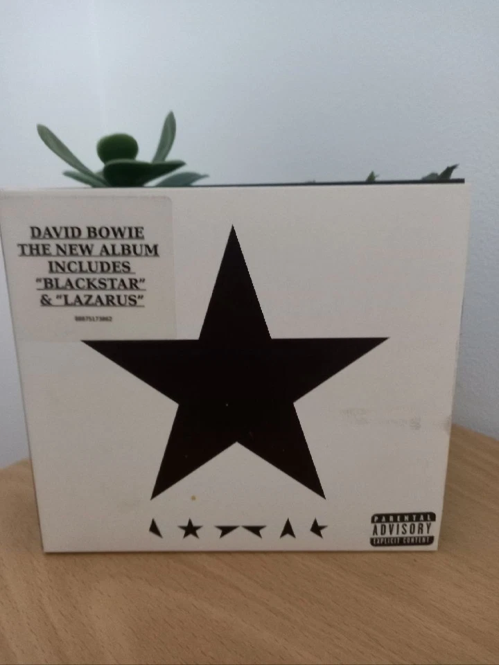 David Bowie – Blackstar (2016 Digipak CD) | Includes Lazarus | Near Mint - Image 1 of 4
