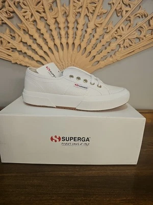 NIB Superga Ladies Fashion Sneaker Size 6 US - Image 1 of 4