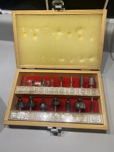 handyman router bits, Box Of 15, Including Allen Wrench - Picture 1 of 3