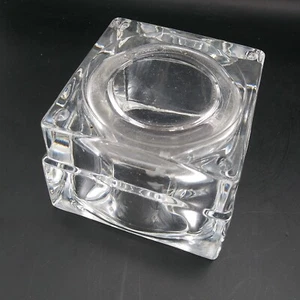 Candelabro votivo cubo de vidrio transparente vintage 3"w por 2.5"T - Imagen 1 de 7