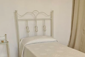 Testata letto singolo in ferro battuto Fiocco avorio decorato oro - Foto 1 di 2