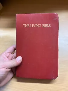 1979 " The Living Bible " Vieux & Neuf Testaments USA Rouge Simili Cuir Livre - Picture 1 of 16