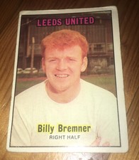 A &BC 1970-71 CHEWING GUM SCOTTISH FOOTBALLER-GREEN BACK #24 Billy Bremner