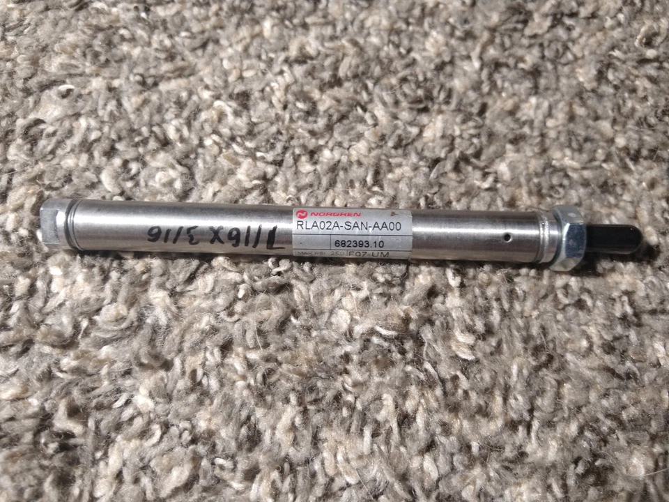 Cilindro neumático Norgren RLA02A-SAN-AA00, retorno de resorte 2" carrera Foto 1 de 1