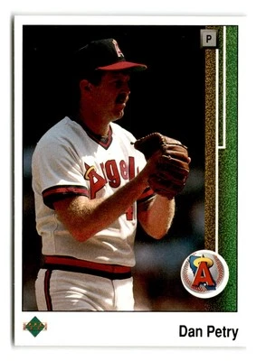 1989 Dan Petry Upper Deck - California Angels - Image 1 of 2