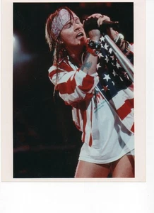 P320/3 Foto (20 x 25 cm) AXL ROSE . Guns N' Roses - Picture 1 of 2