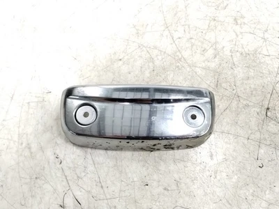 Крышка клапана правой головки блока цилиндров 2009 1999-2010 Suzuki GZ250 - Изображение 1 из 4