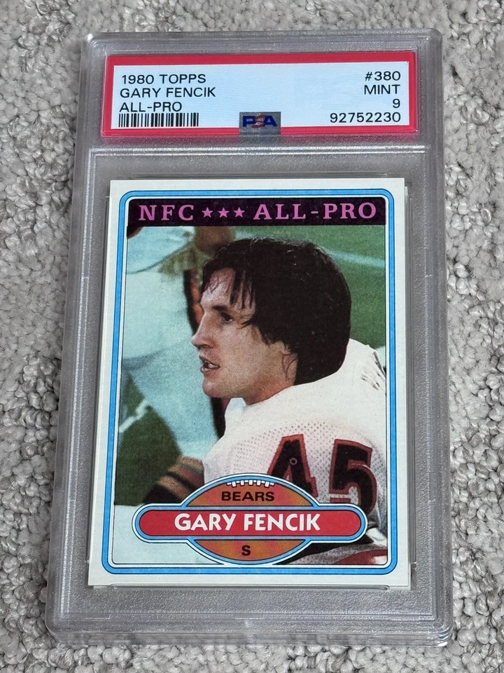1980 TOPPS FOOTBALL CARD PSA 9 CHICAGO BEARS GARY FENCIK - Image 1 of 1