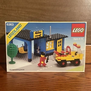 LEGO 6363 Workshop Garage Car Service Station New & Sealed - Picture 1 of 7