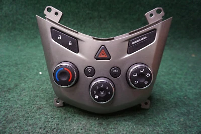 2012 2013 2014 2015 2016 CHEVROLET SONIC LT AC Control OEM 95274596 - Image 1 of 4