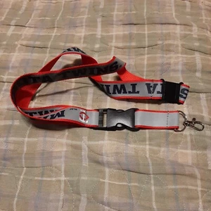 MINNESOTA TWINS REFLEKTIERENDE TEAMFARBE 24"x 1" Schlüsselband mit abnehmbarer Schnalle - Bild 1 von 3