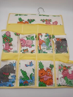 Vintage Baby Nursery Hanging Organizer Shoes/Diapers/Accessories Animals Plastic - Image 1 of 4