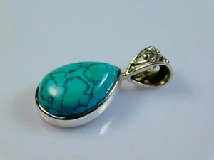 Elegant 925 Sterling Silver Handmade Silver Pendant With Chinese Turquoise Stone - Picture 1 of 6