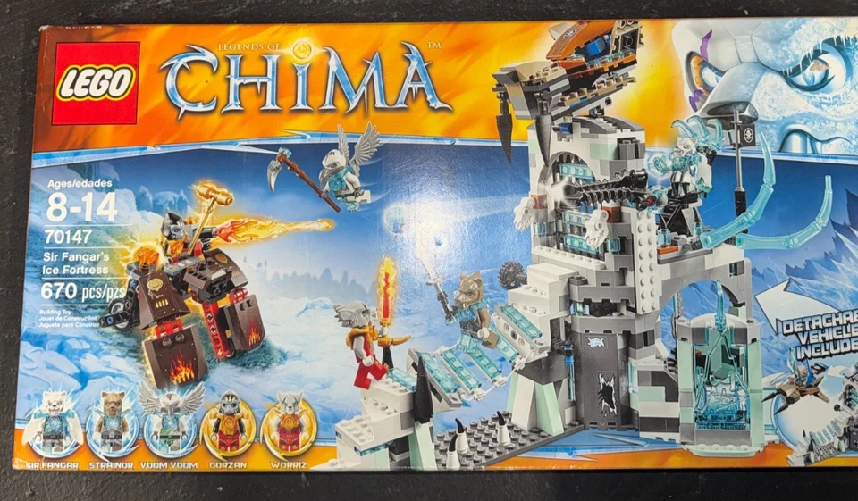 LEGO LEGENDS OF CHIMA: Sir Fangar's Ice Fortress (70147) - Image 1 of 1