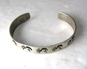Brazalete Kokopelli Vintage Artesanal Plata de Ley 6.5" - Imagen 1 de 6