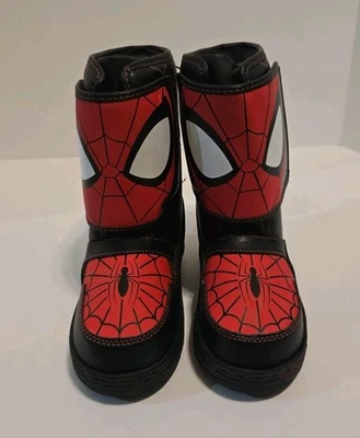 Marvel Spider-Man Botas de Nieve Niño Pequeño Talla 11 Se Ilumina TOTALMENTE NUEVAS Foto 1 de 4