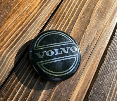 1998-2010 OEM Volvo C30 C70 S40 S60 S80 V50 V70 XC70 XC90 Center Cap PN 30666913 - Image 1 of 3