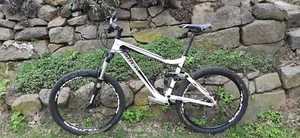 Trek Fuel EX 9 R1i Tuned Suspension, weiß TOP Ausstattung! VB - Bild 1 von 23