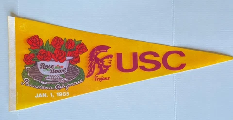 1985 USC Trojans Football vs Ohio State Buckeyes Rose Bowl Pennant *Read Notes Cover