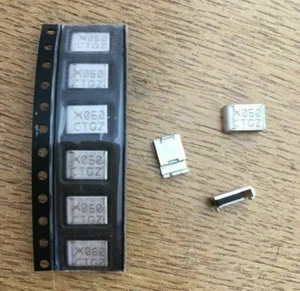 SMD050-2 FUSIBILE PTC RESET 60V 500MA 2SMD 10 PEZZI per ordine Z2375 - Foto 1 di 1
