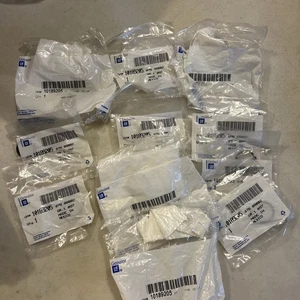 OEM GM 10189205 Thermostat Bypass Seal Part - Picture 1 of 3