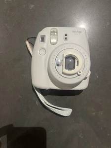 Fujifilm Instax Mini 9 Camera - White - Picture 1 of 5