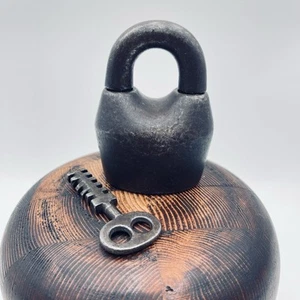 Nineteenth Century Star Lock Works Scandinavian Padlock W/ Key, 2 3/4” Rare - Picture 1 of 6