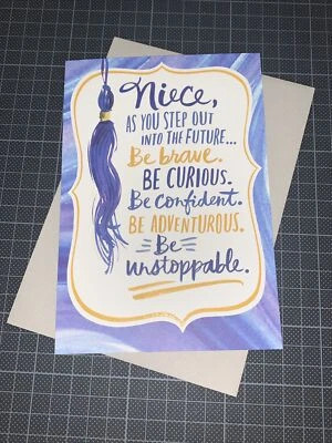 Tarjeta de graduación Hallmark Niece: Be You Brave Curious Confident Imparable Foto 1 de 4