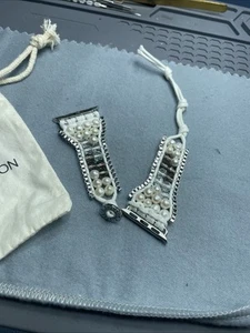 Victoria Emerson Apple Watch Band Beaded Wrap Faux Pearl. USA Seller. - Zdjęcie 1 z 4