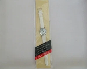 Ravel Classic Style Watch Small White Face Silver Coloured Bezel New - Picture 1 of 8