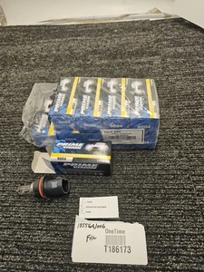 (QTY 10) PRIME VISION 9004 Automotive Halogen Capsule HB1 T4 5/8 P29t 12V 65/45W - Picture 1 of 10