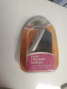 RADIO SHACK 2-Way Audio Switch Box MP3 CD PC Push Button Selector No. 12-2315 - Picture 1 of 2