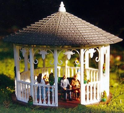PIKO GAZEBO G Scale Building Kit 62012 New in Box - Image 1 of 3