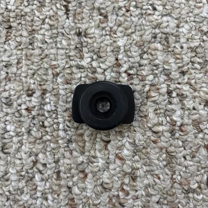 Olympus ME-1 Magnifying Eye Cup For E-300, E-330, And E-500 - Picture 1 of 3