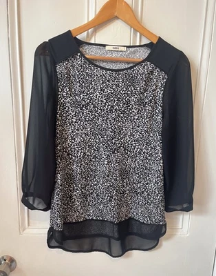 Black & White long chiffon sleeved patterned Oasis Top size M - Image 1 of 4