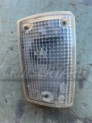 Luz de estacionamiento esquina derecha transparente Toyota Land Cruiser FJ62 SnD 81620-90A03 Foto 1 de 2
