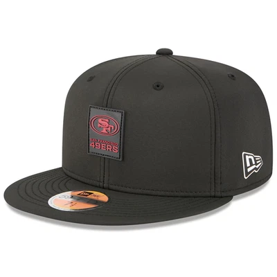 Gorra ajustada Shanahan negra San Francisco 49ers New Era 2025 Sideline 59FIFTY Foto 1 de 4